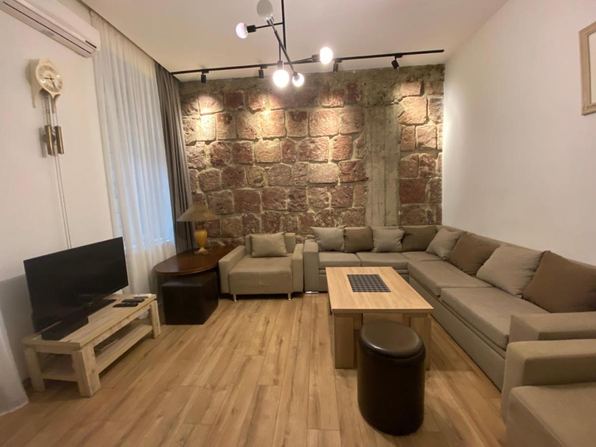 Nice Loft On Uznadze Street Tbilisi Esterno foto