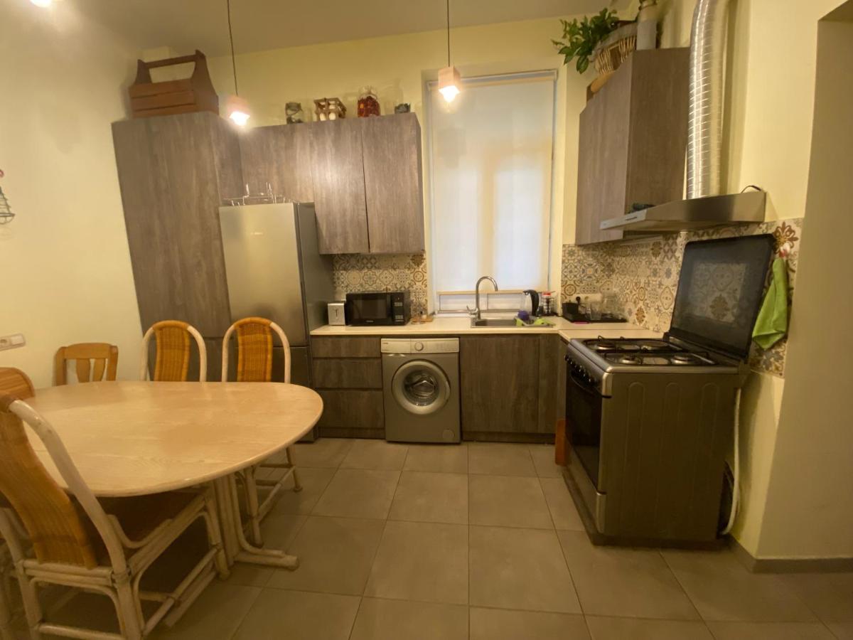 Nice Loft On Uznadze Street Tbilisi Esterno foto