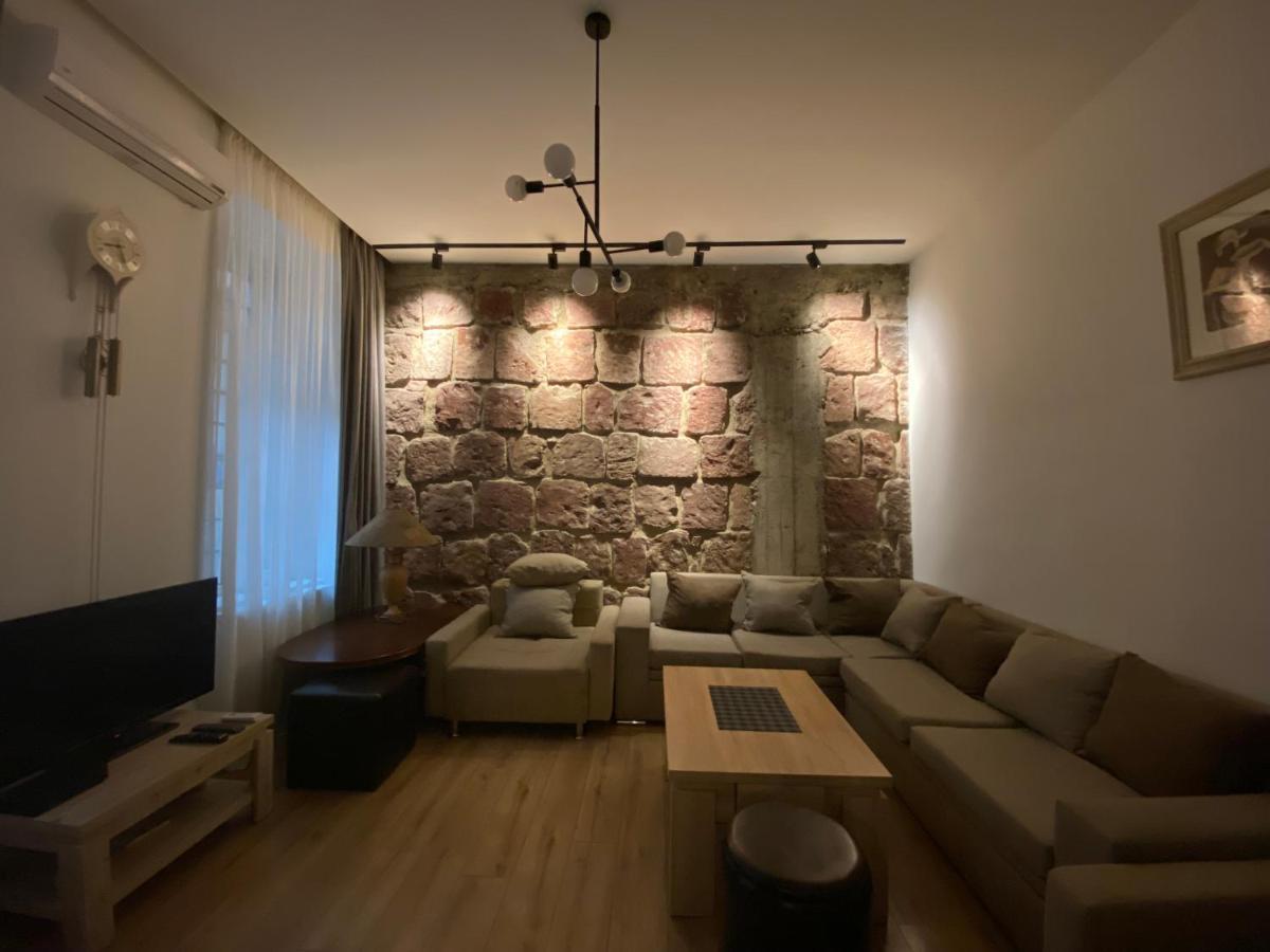 Nice Loft On Uznadze Street Tbilisi Esterno foto