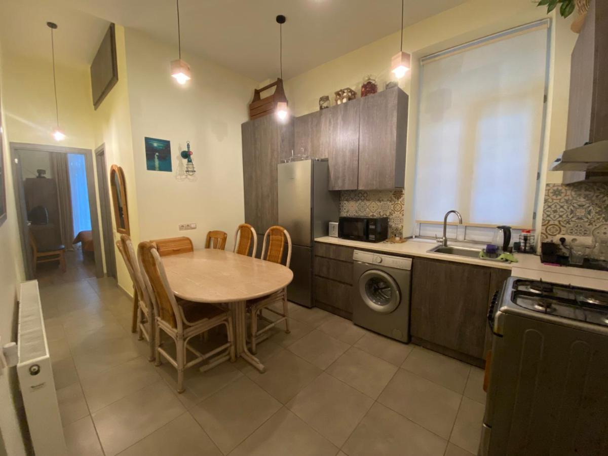 Nice Loft On Uznadze Street Tbilisi Esterno foto